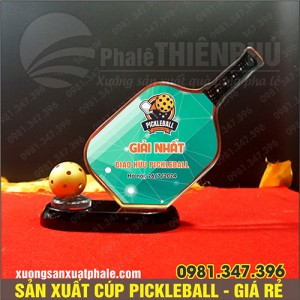 Cúp giải pickleball 18