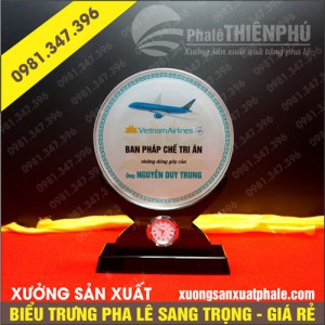 Biểu trưng pha lê Việt Nam Airlines
