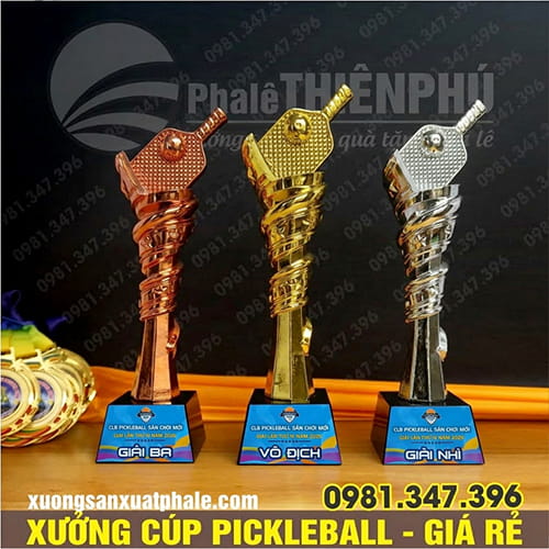 Cúp pickleball composite gắn vợt 